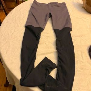 ALO Yoga Gray and Black Leggings